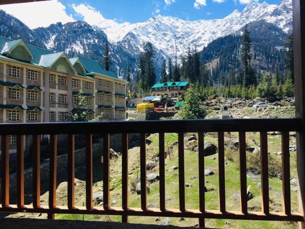 Solang Valley Resort Manāli Kültér fotó